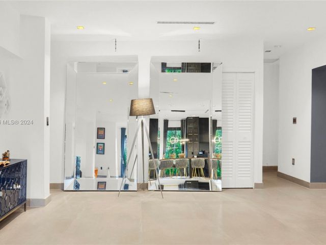 Продажа дома по адресу 63 SW 31st Rd - фото 5716331