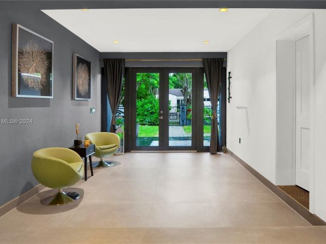 Продажа дома по адресу 63 SW 31st Rd - фото 5716334