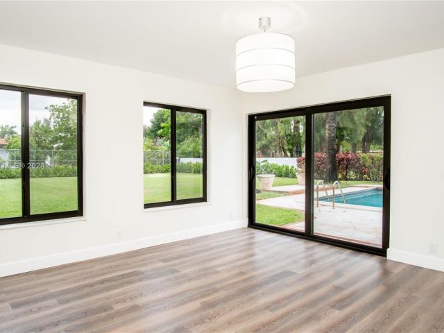 Продажа дома по адресу 4020 SW 129th Ave - фото 5831680