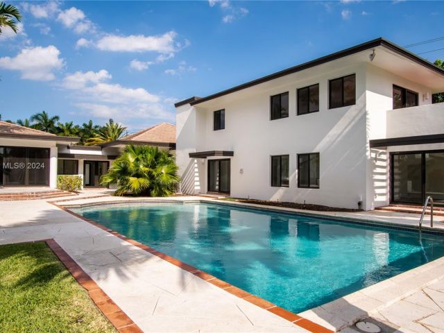 Продажа дома по адресу 4020 SW 129th Ave - фото 5831692