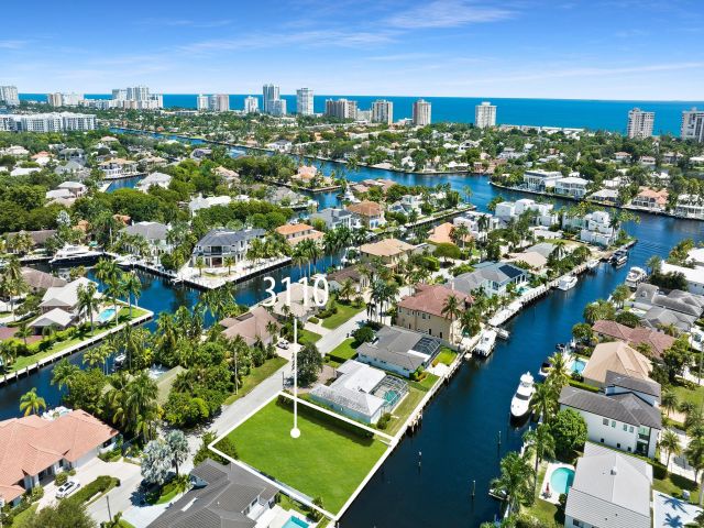 Продажа дома по адресу 3110 NE 59th St - фото 6009914