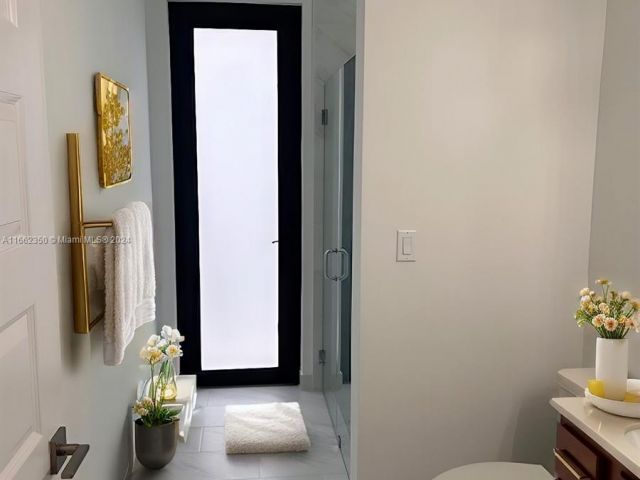 Продажа дома по адресу 24440 SW 209th Pl - фото 5599401