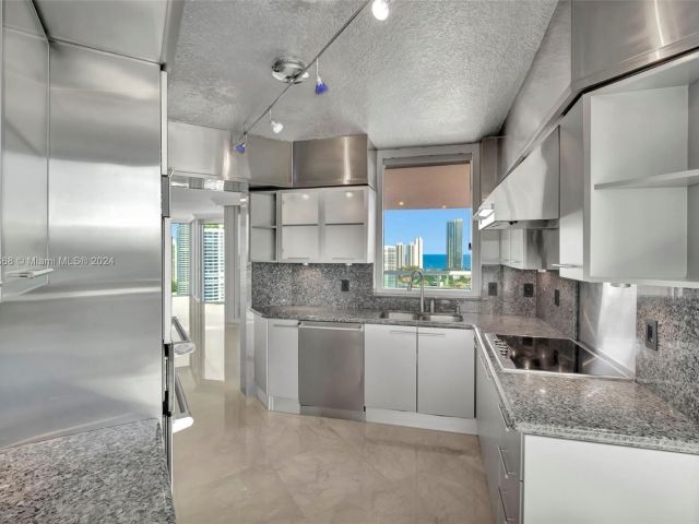 Продажа квартиры #2708 - фото 5687017