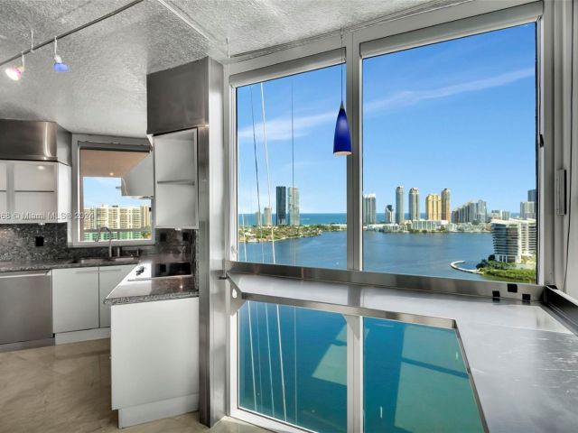 Продажа квартиры #2708 - фото 5687018