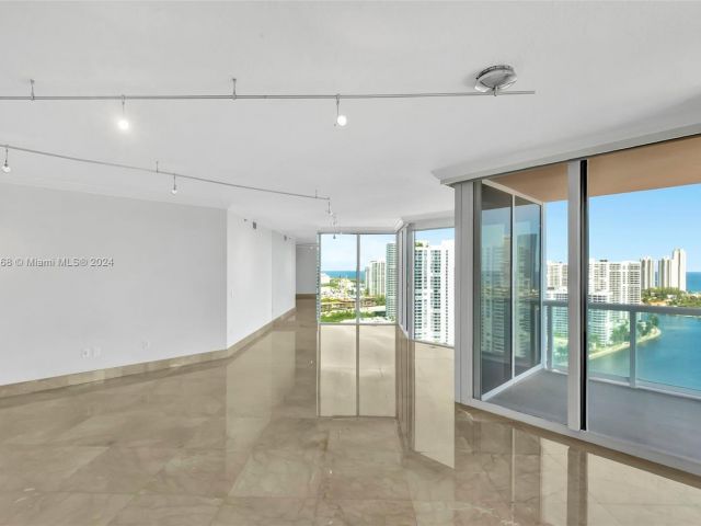 Продажа квартиры #2708 - фото 5687025