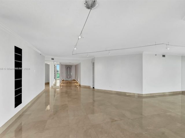 Продажа квартиры #2708 - фото 5687026