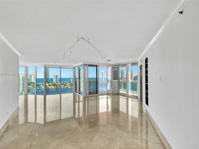 Продажа квартиры #2708 - фото 5687031