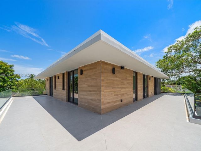 Продажа дома по адресу 4430 Nautilus Dr - фото 7522098