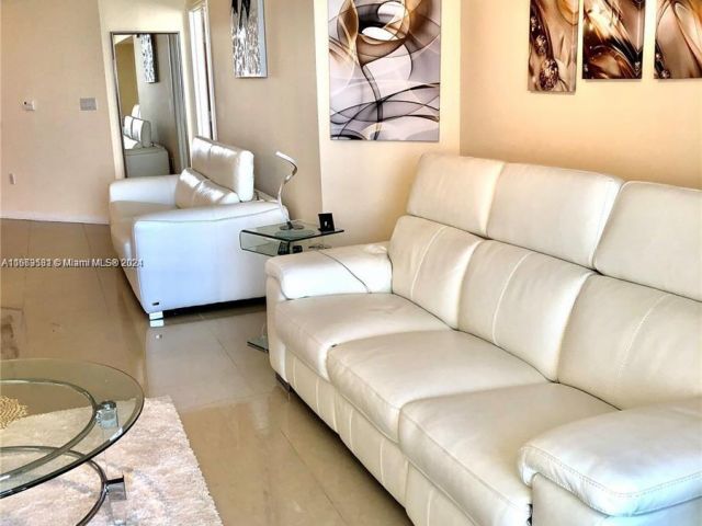 Продажа квартиры #1705 - фото 5922165