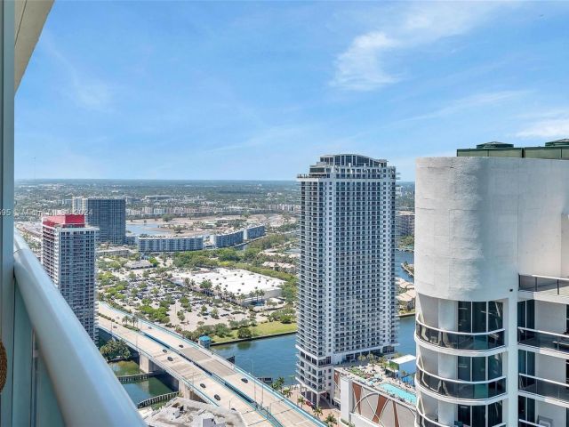 Продажа квартиры #4709 - фото 6185919