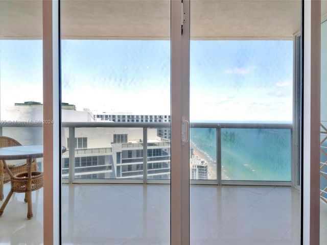 Продажа квартиры #4709 - фото 6185921