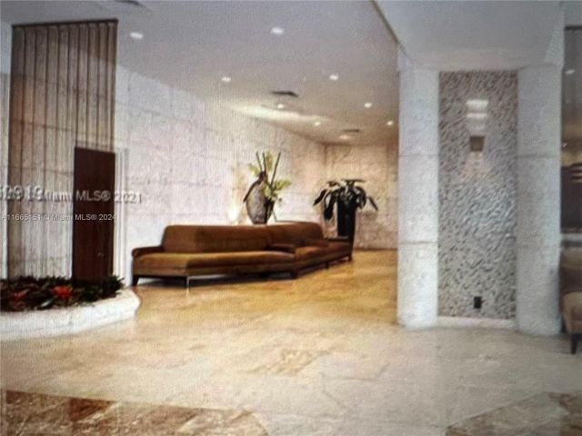 Продажа квартиры #2408 - фото 5718643