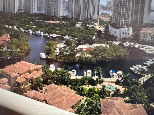 Продажа квартиры #2408 - фото 5718654