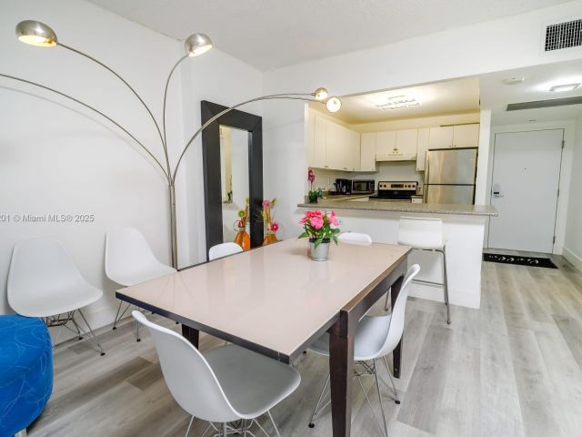 Продажа квартиры #429 - фото 5612321