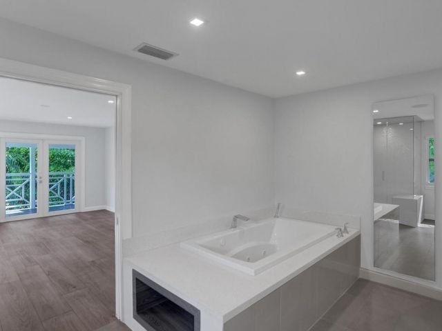 Продажа дома по адресу 109 SE Olive Way - фото 5730987