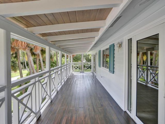 Продажа дома по адресу 109 SE Olive Way - фото 5730991