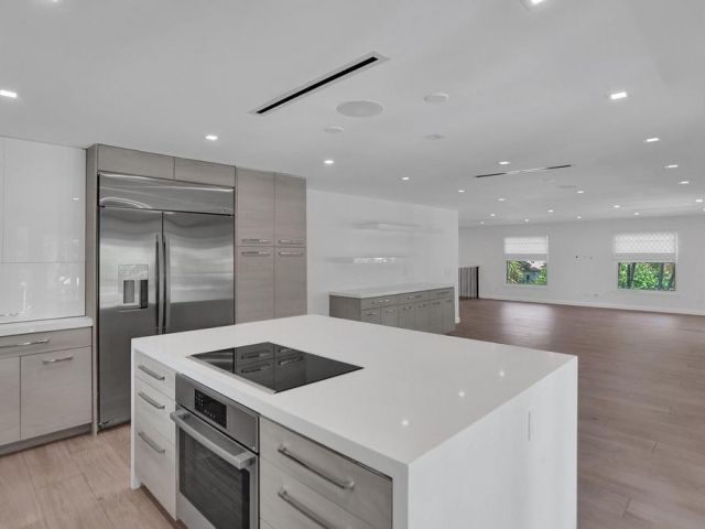 Продажа дома по адресу 109 SE Olive Way - фото 5730992