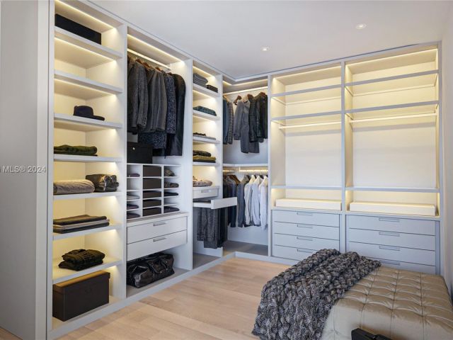 Продажа дома по адресу 3222 NE 7th St 2 - фото 5544502