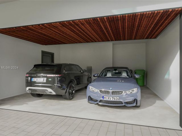 Продажа дома по адресу 3222 NE 7th St 2 - фото 5544508