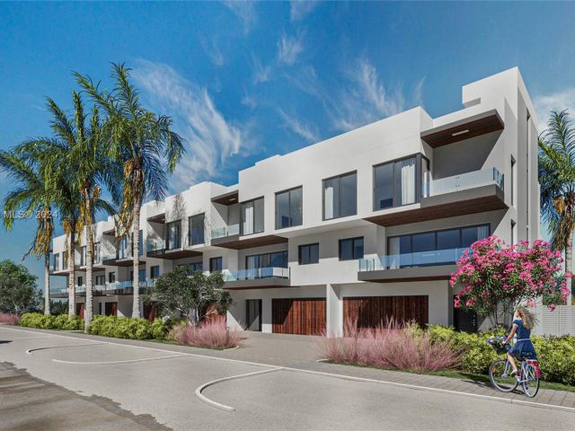 Продажа дома по адресу 3222 NE 7th St 2 - фото 5544512