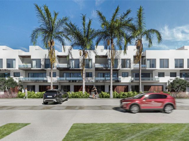 Продажа дома по адресу 3222 NE 7th St 2 - фото 5544513