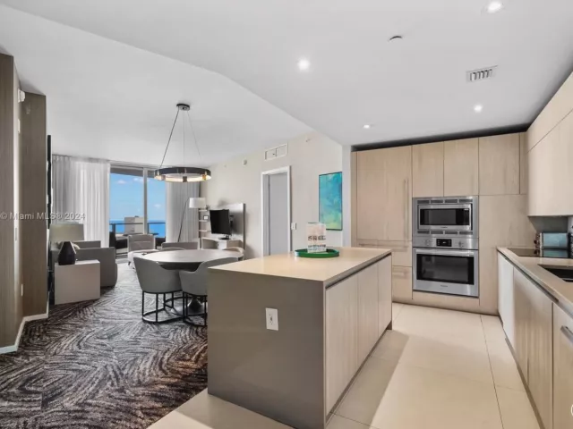 Продажа квартиры #1406 - фото 5626700