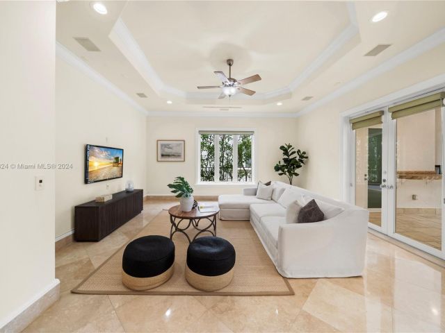 Продажа дома по адресу 5770 La Luneta Ave - фото 5552061