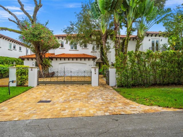 Продажа дома по адресу 5770 La Luneta Ave - фото 5552077