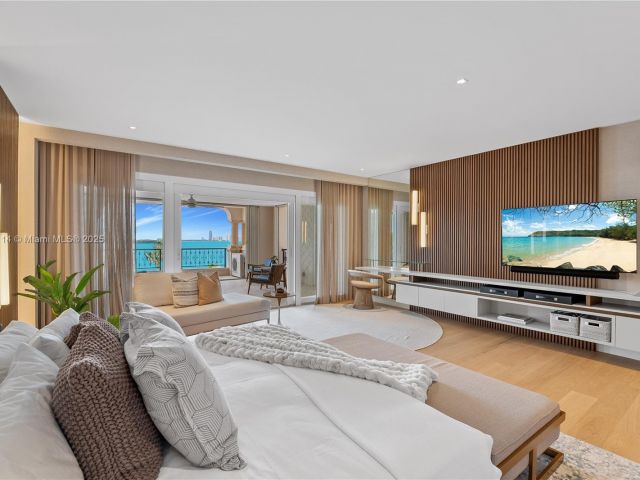 Продажа квартиры #5242 - фото 5693023