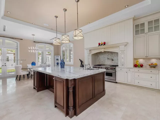 Продажа дома по адресу 5225 Fairchild Way - фото 5560594