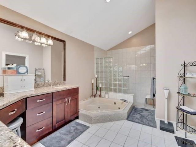 Продажа дома по адресу 10201 Spyglass Way - фото 5821078