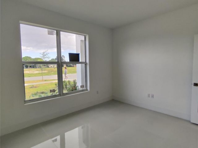 Продажа дома по адресу 16677 SW 292 ST - фото 5752823