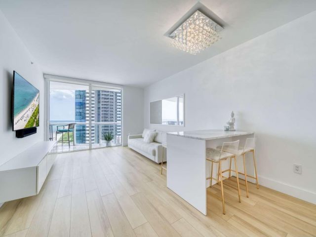 Продажа квартиры #2406 - фото 5697917