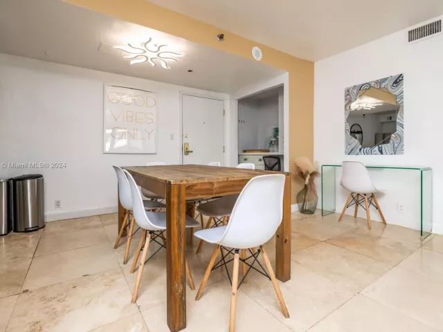 Продажа квартиры #1114 - фото 6840145