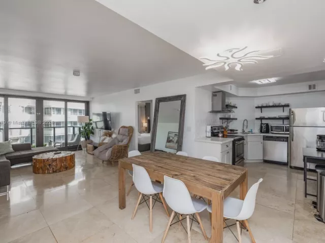 Продажа квартиры #1114 - фото 6840127