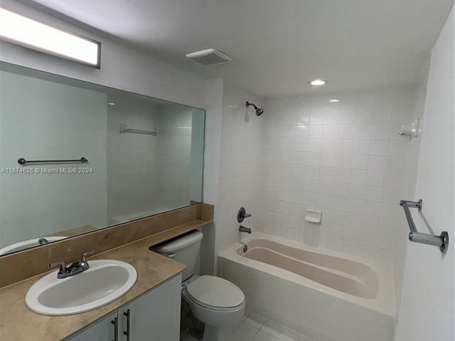 Продажа квартиры # - фото 5619006