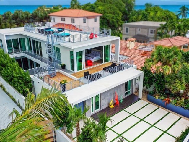 Продажа дома по адресу 3325 NE 18TH - фото 6056767