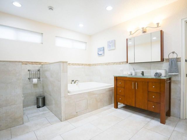 Продажа дома по адресу 3150 Calle Largo Dr - фото 5938268