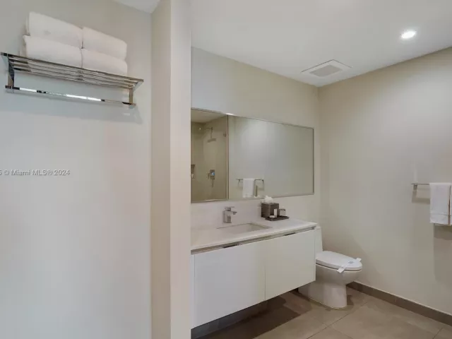 Продажа квартиры # - фото 5679236