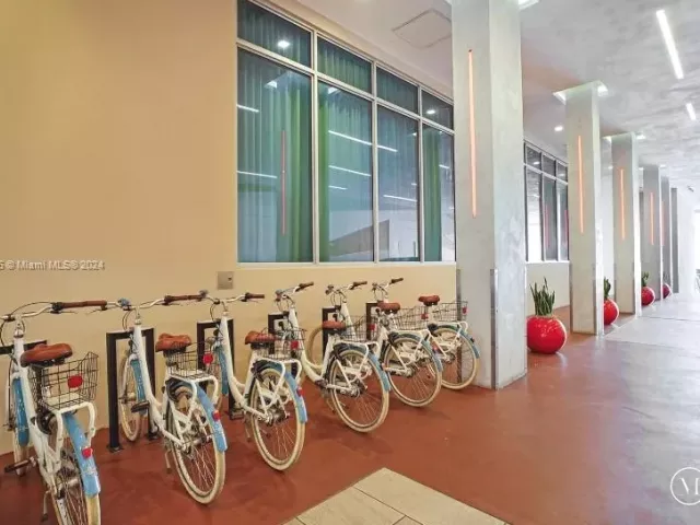 Продажа квартиры # - фото 5679227