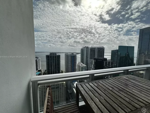 Продажа квартиры # - фото 5622405