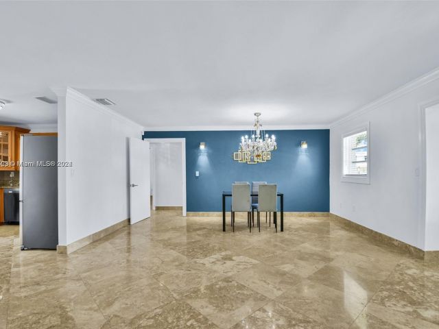 Продажа дома по адресу 200 188th St - фото 5895709