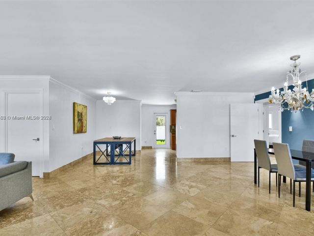 Продажа дома по адресу 200 188th St - фото 5895711