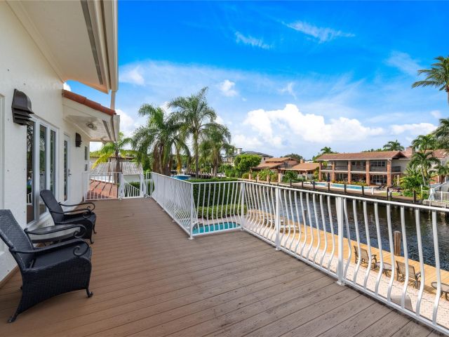 Продажа дома по адресу 3061 NE 44th st - фото 5891172