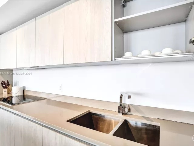 Продажа квартиры #1201 - фото 5627501