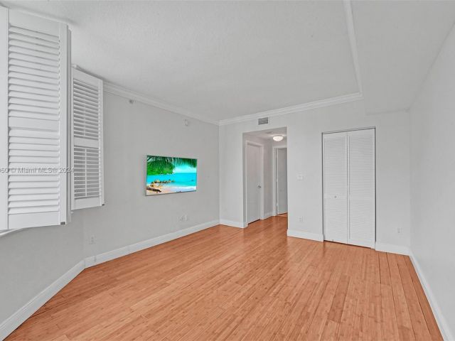 Продажа квартиры #3521 - фото 5638641