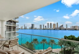 Квартира #702