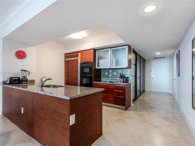 Продажа квартиры #3511 - фото 6776105