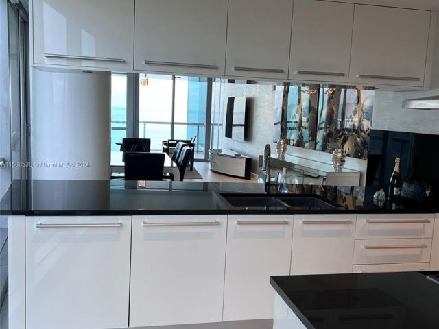 Квартира в аренду номер1208 - фото 5671128