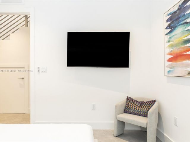 Дом в аренду по адресу 3110 Elizabeth St 3110 - фото 6046976